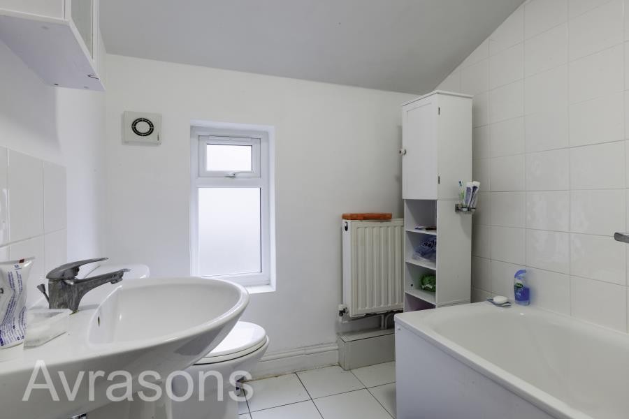 Images for HANDFORTH ROAD, OVAL