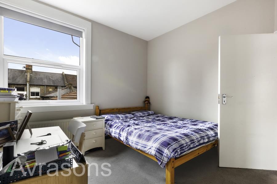Images for HANDFORTH ROAD, OVAL