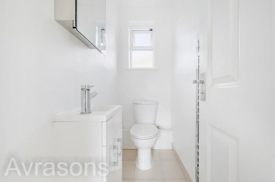 Images for SOUTH ISLAND PLACE, OVAL