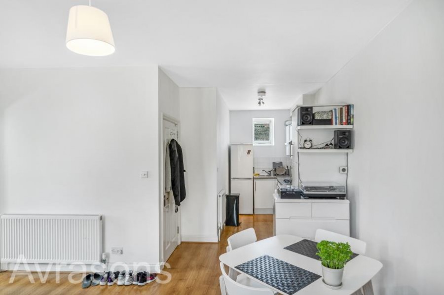 Images for CLAPHAM ROAD, OVAL