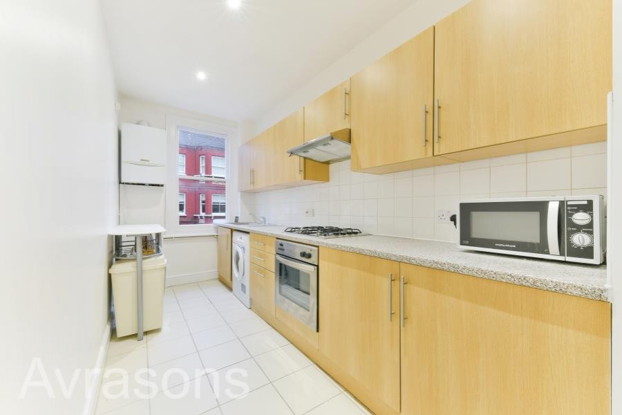 Images for CREWDSON ROAD, OVAL