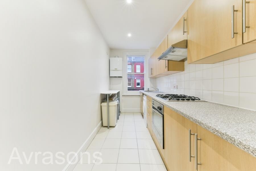 Images for CREWDSON ROAD, OVAL