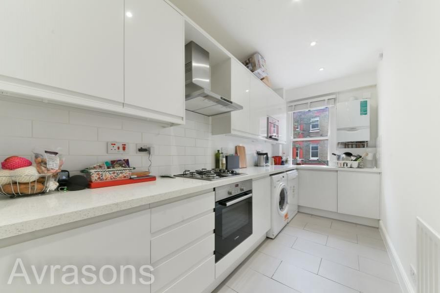 Images for CREWDSON ROAD, OVAL