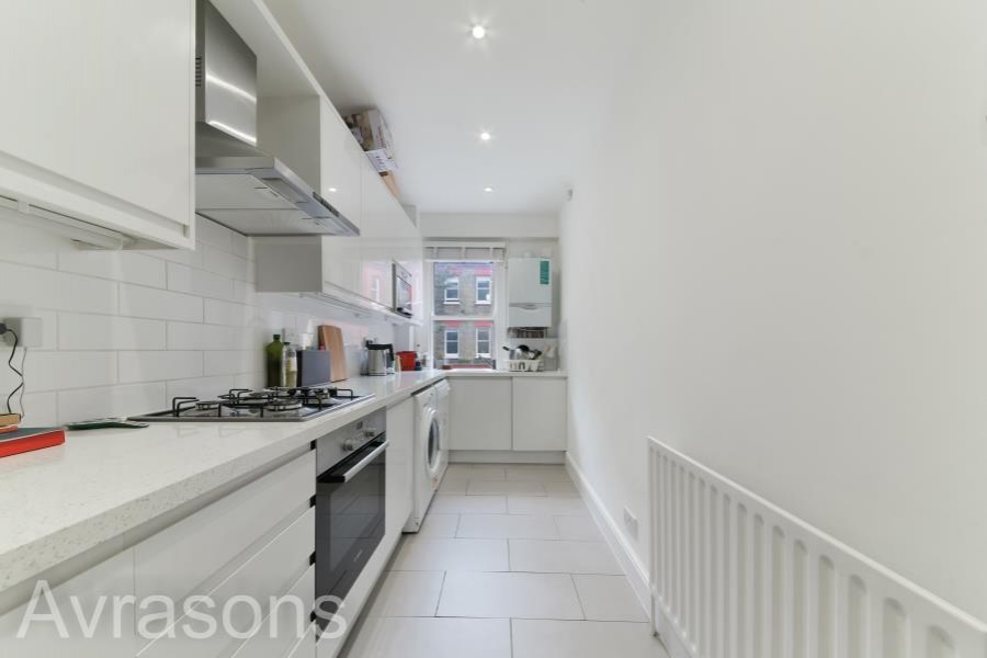 Images for CREWDSON ROAD, OVAL