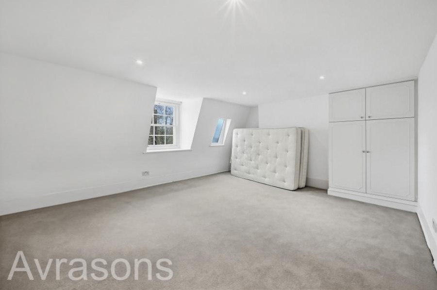 Images for KENNINGTON ROAD, LAMBETH NORTH