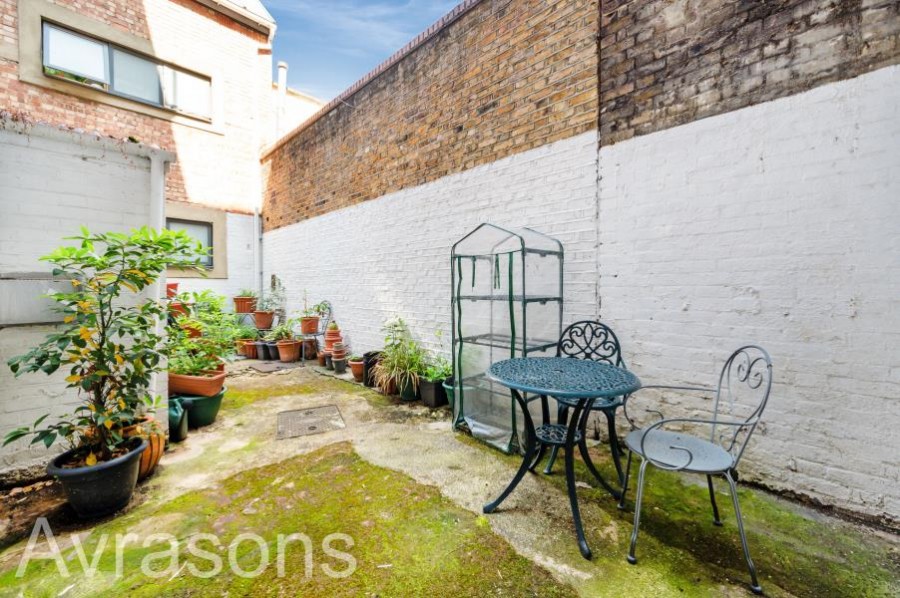 Images for CLAPHAM ROAD, OVAL