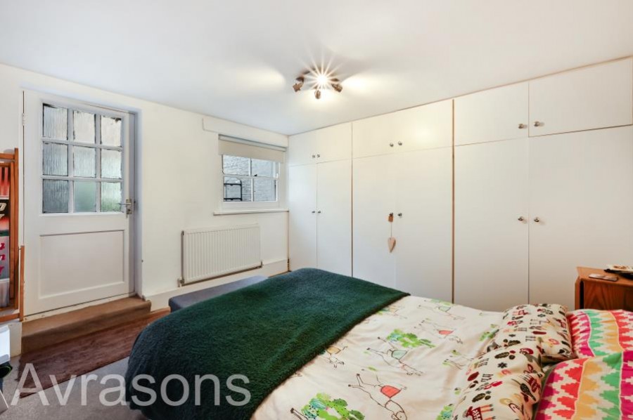 Images for CLAPHAM ROAD, OVAL