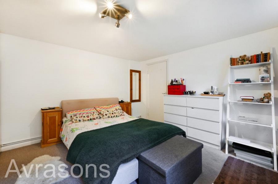 Images for CLAPHAM ROAD, OVAL