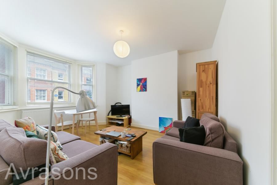 Images for CREWDSON ROAD, OVAL