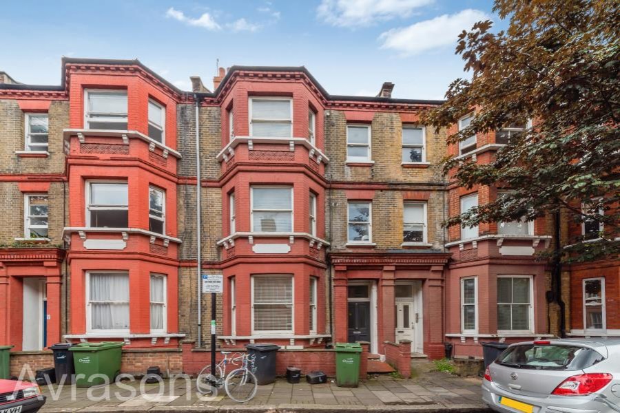 Images for CREWDSON ROAD, OVAL
