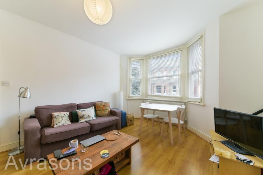 Images for CREWDSON ROAD, OVAL