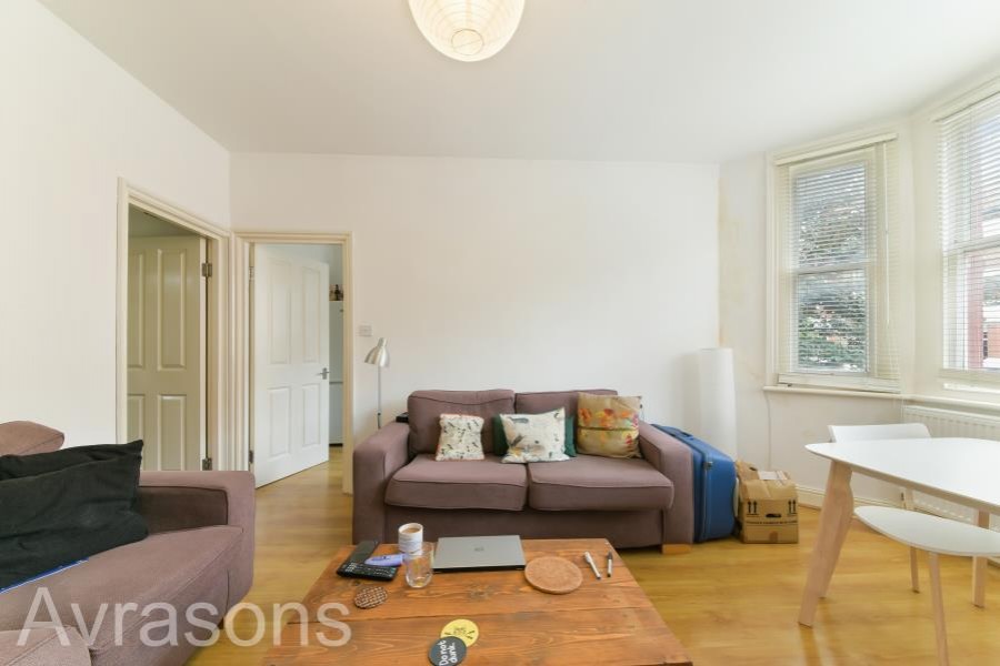 Images for CREWDSON ROAD, OVAL