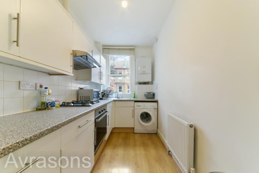 Images for CREWDSON ROAD, OVAL