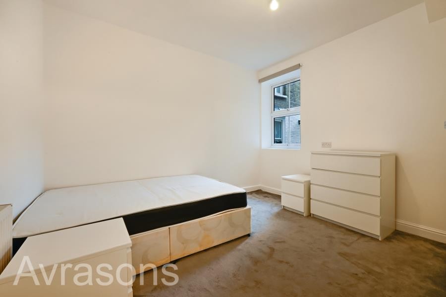 Images for HANDFORTH ROAD, OVAL