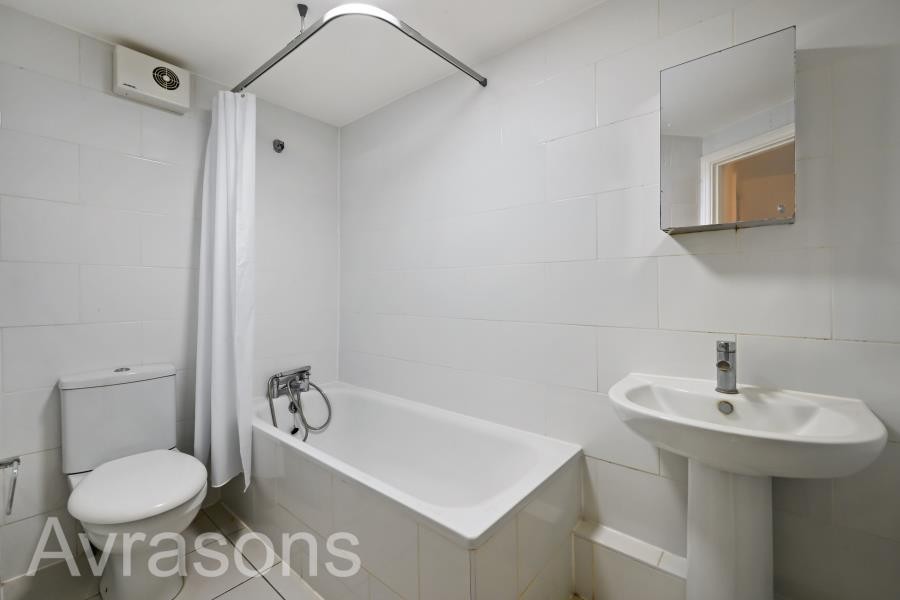 Images for HANDFORTH ROAD, OVAL