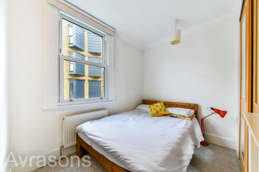 Images for HANDFORTH ROAD, OVAL