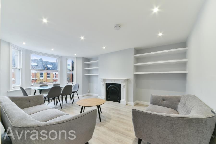 Images for CREWDSON ROAD, OVAL
