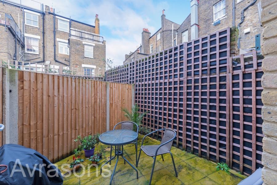 Images for ANDERSON MEWS, OVAL