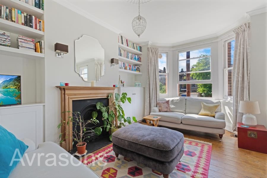 Images for SOUTH ISLAND PLACE, OVAL