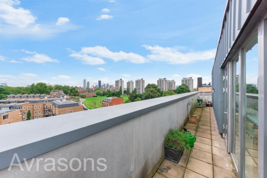 Images for Bolton Crescent, Oval