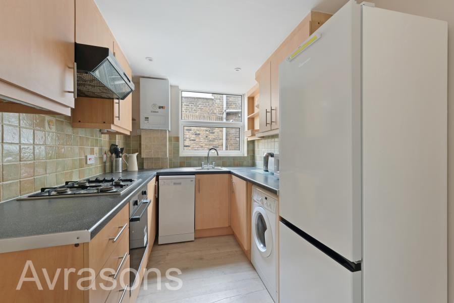 Images for CREWDSON ROAD, OVAL