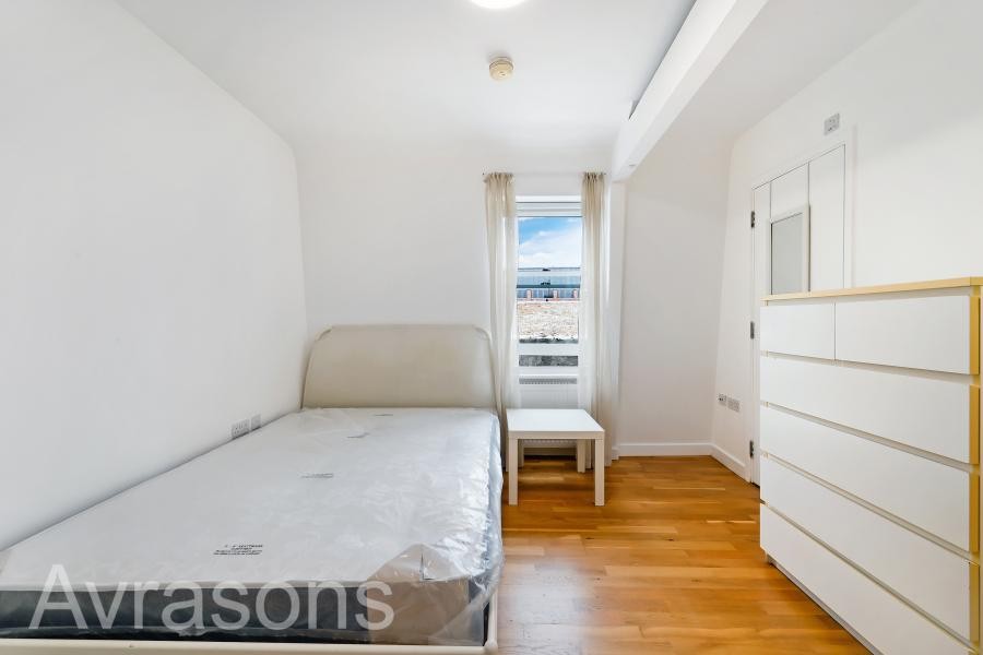 Images for Brixton Road, Oval