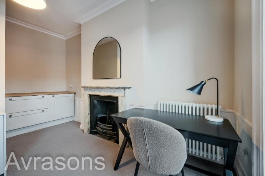 Images for Brixton Road, Oval 