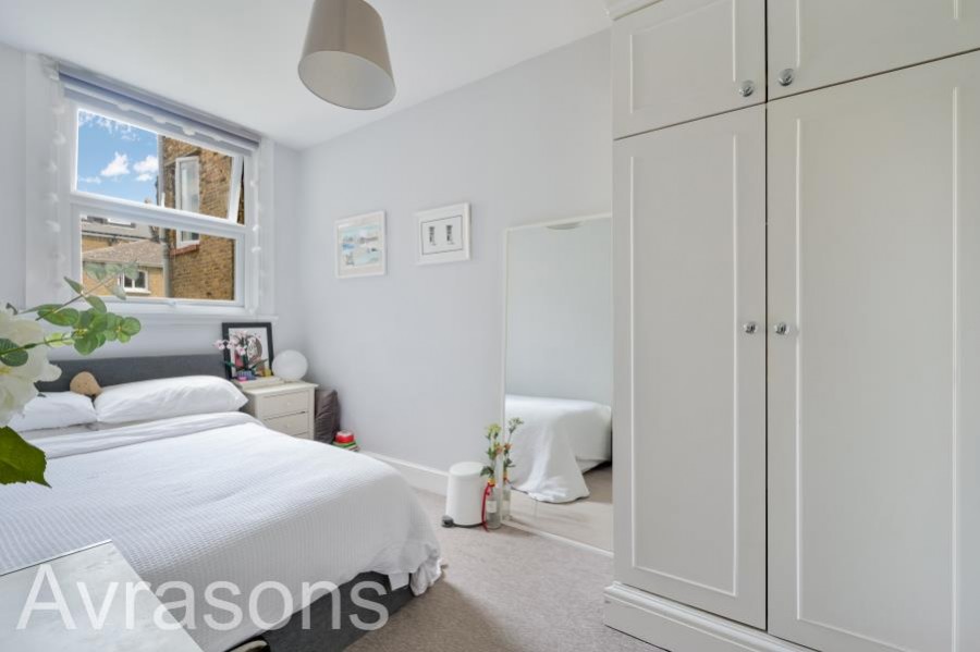 Images for Crewdson Road, Oval 