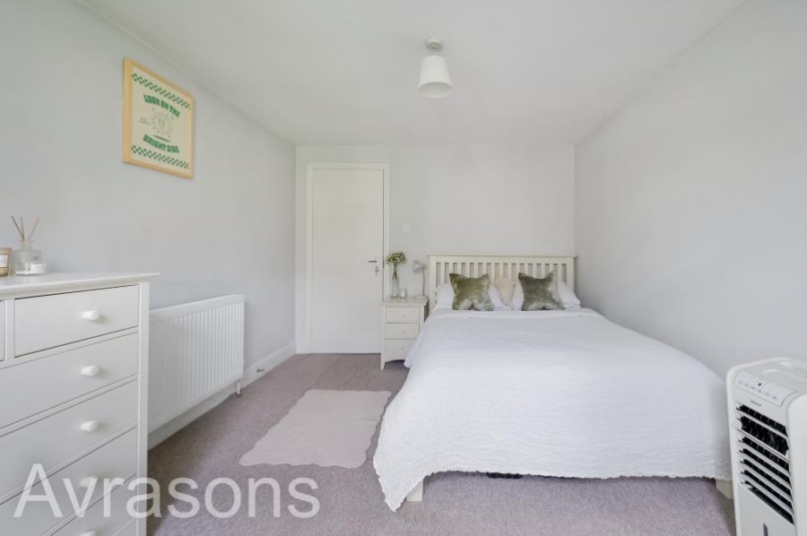 Images for Crewdson Road, Oval 