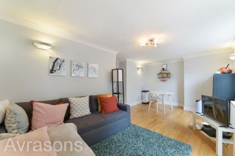View Full Details for BRIXTON ROAD, OVAL