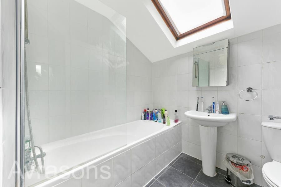 Images for CREWDSON ROAD, OVAL