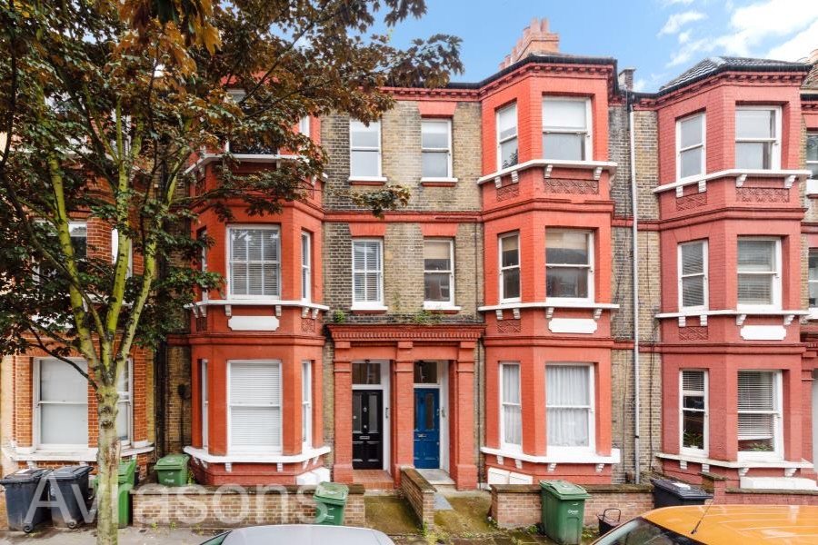 Images for CREWDSON ROAD, OVAL