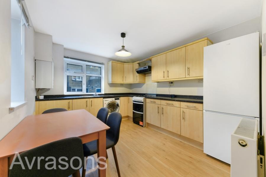 Images for OVAL, LONDON