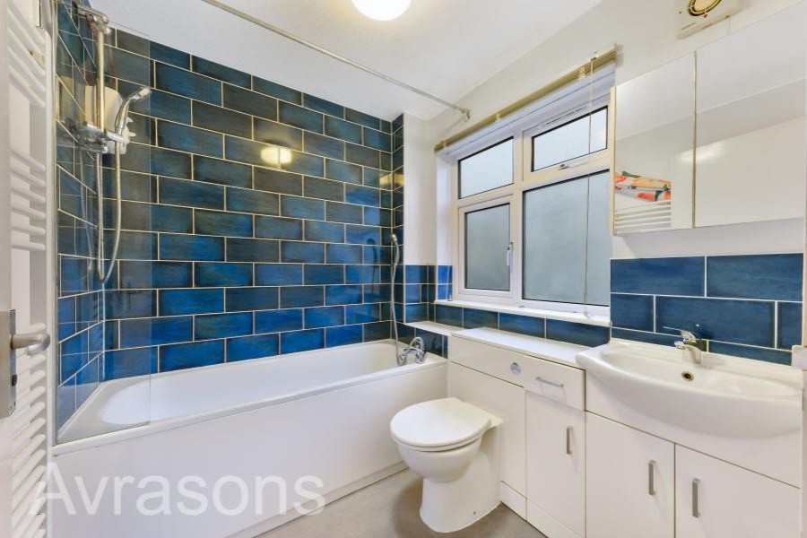 Images for OVAL, LONDON