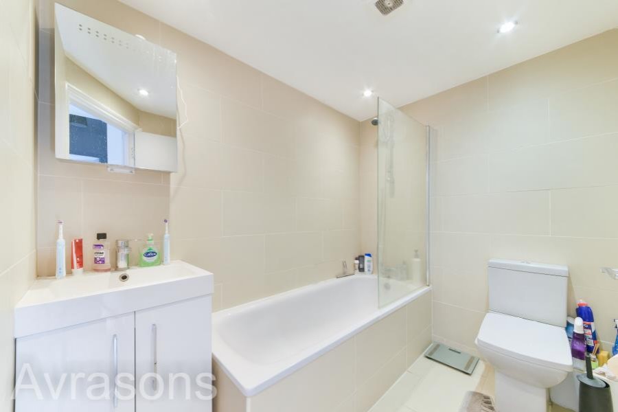 Images for HANDFORTH ROAD, OVAL