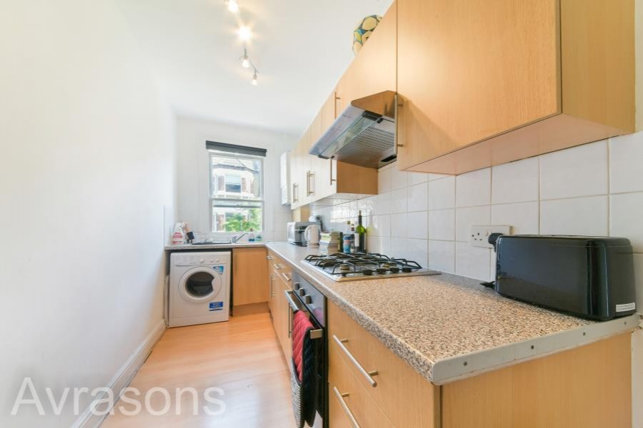 Images for HANDFORTH ROAD, OVAL