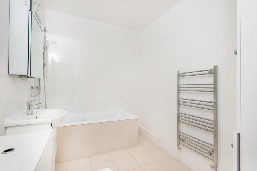 Images for FINBOROUGH ROAD, CHELSEA, LONDON