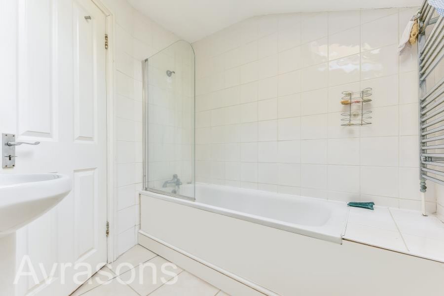 Images for HANDFORTH ROAD, OVAL