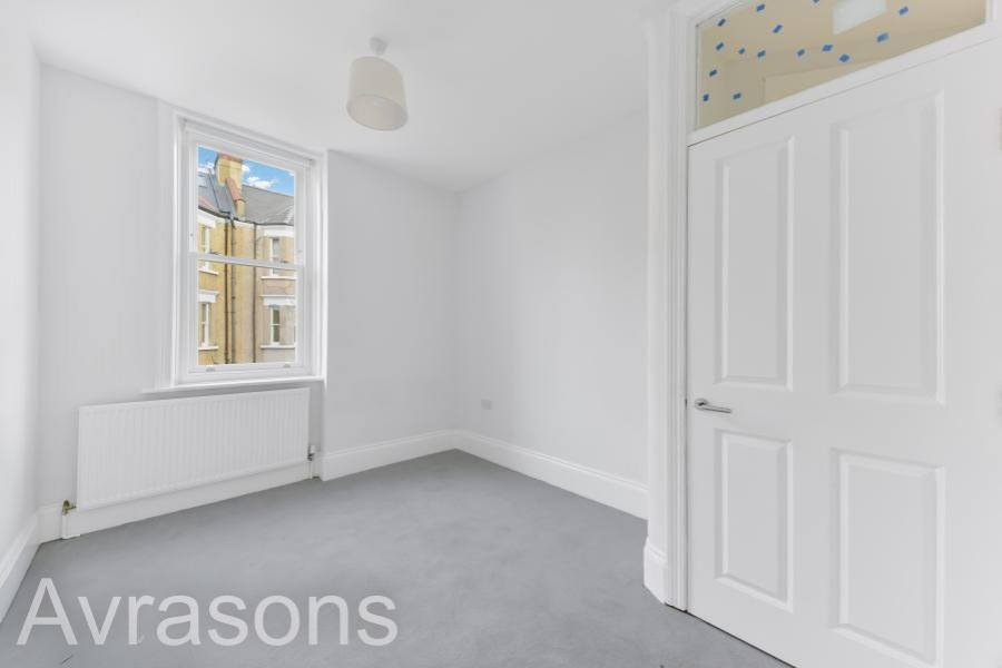 Images for MOWLL STREET, OVAL