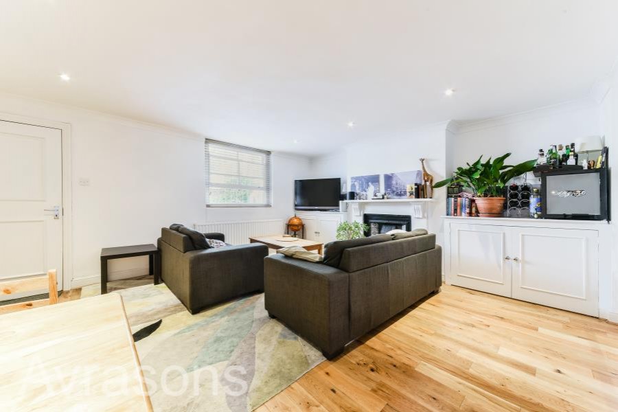 Images for RICHBORNE TERRACE, OVAL, 