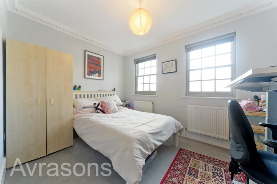 Images for CLAPHAM ROAD, OVAL