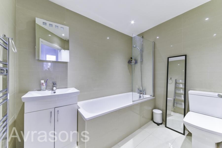Images for HANDFORTH ROAD, OVAL