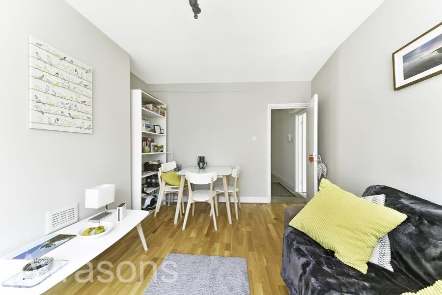 Images for HANDFORTH ROAD, OVAL